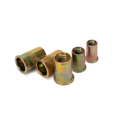 Hohe Festigkeit Flat Head Rivet Nut Herstellung kundenspezifische Zugnut Rivet 304 Edelstahl Gelb Zinkplattiert für Marine