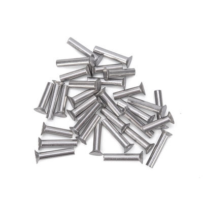 Schnelle und solide Leistung DIN Standard Solid Round Head Rivets Edelstahl 304 316 mit hellem Finish bei direkter Lieferung