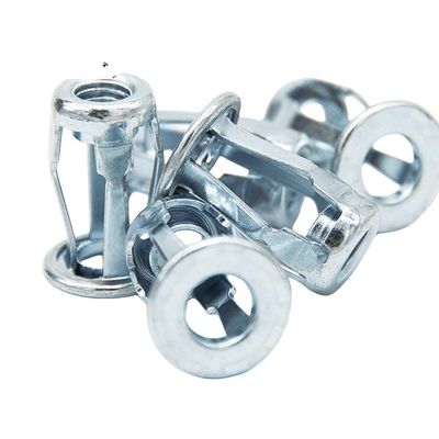 Metrisches Messsystem Automobil Metallschraube Hohle Eisenwand Haut Blütennuss Laterne Niete Nuss Gesundheitsfürsorge Industrie-Standard