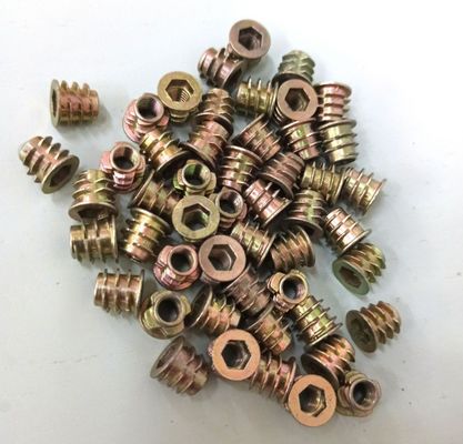 Schwarzoxidveredelung Metrisches Messsystem Möbel Holzinsert Nuss M5 M6 M8 Gewindeinsert für Holzgesundheitspflege